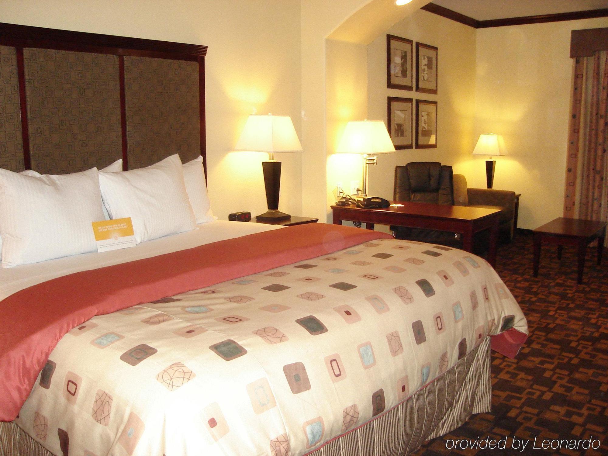 Hotel La Quinta By Wyndham Lindale Exterior foto